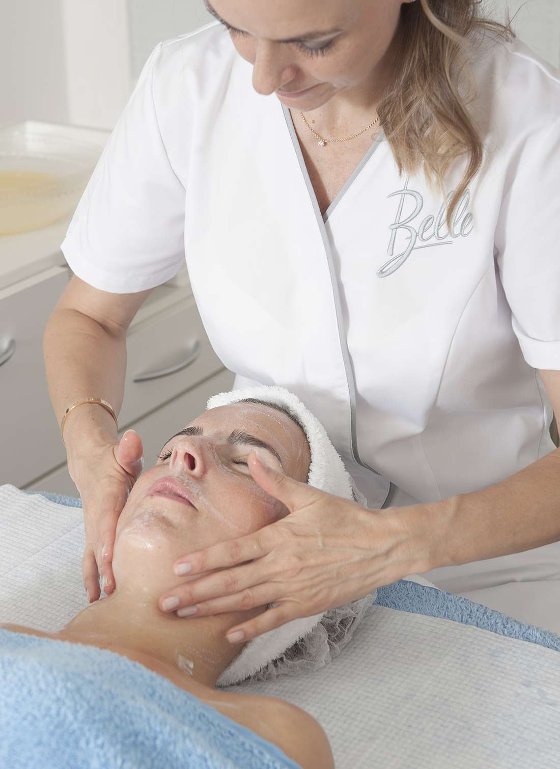 Gesichtsbehandlung Neukunden Gesichtsbehandlung Neukunden